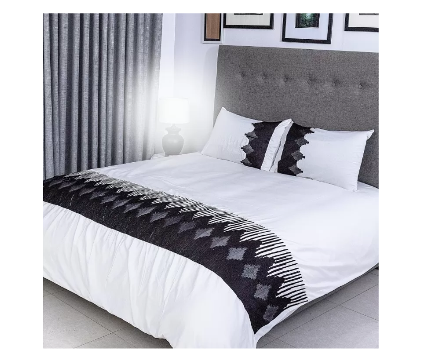 Duvet Cover Set With Egyptian cotton Fitted Sheet- 400 TC ( Celia Silver Design)