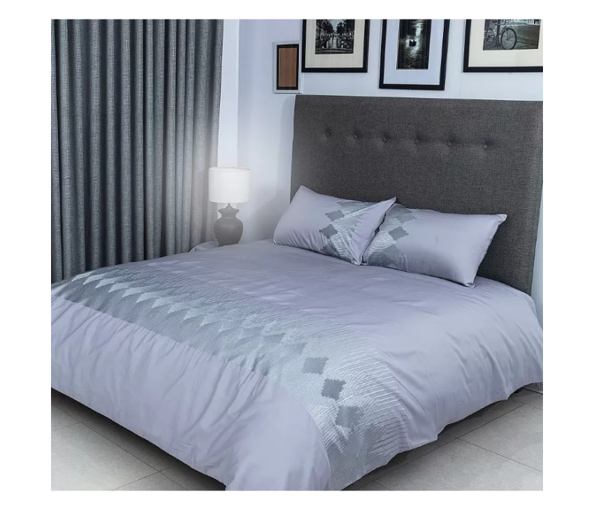 Duvet Cover Set With Egyptian cotton Fitted Sheet- 400 TC ( Celia Silver Design)