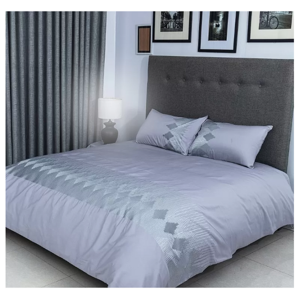 Duvet Cover Set With Egyptian cotton Fitted Sheet- 400 TC ( Celia Silver Design)