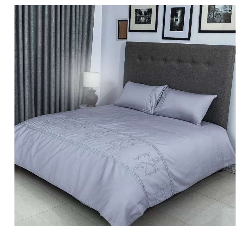 Duvet Cover Set With Egyptian Cotton Fitted Sheet-400 TC (Priscilla Silver Design)