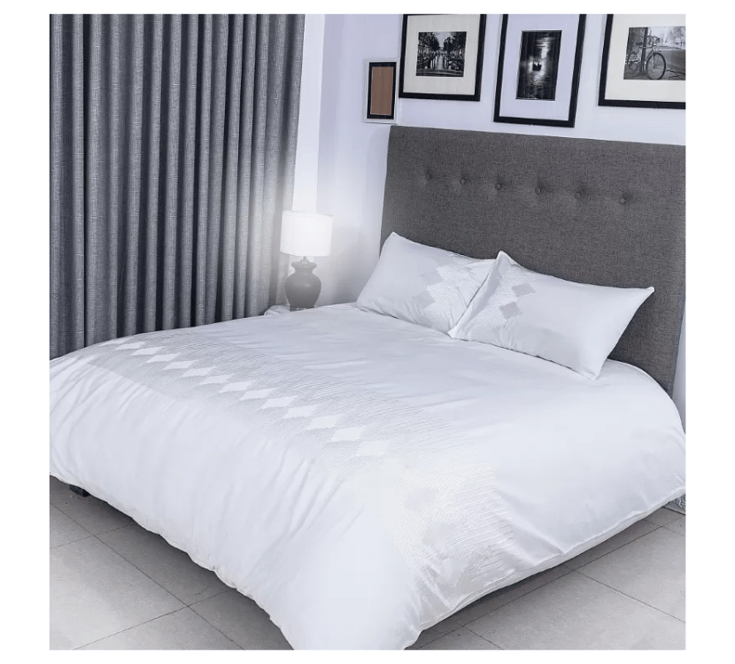 Duvet Cover Set With Egyptian cotton Fitted Sheet- 400 TC ( Celia Silver Design)