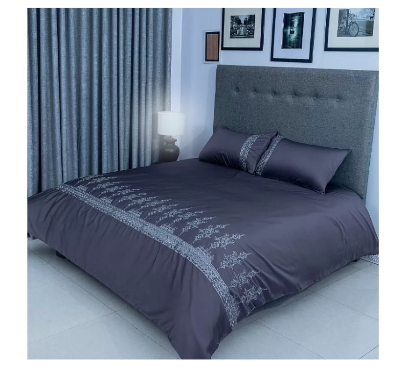 Duvet Cover Set With Egyptian Cotton Fitted Sheet- 400 TC (Vespera Design)