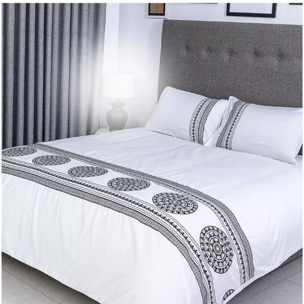 Duvet Cover Set With Egyptian Cotton Fitted Sheet- 400 TC (Gloria Hotel Design)