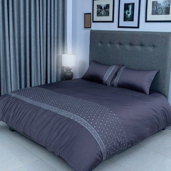 Duvet Cover Set With Egyptian Cotton Fitted Sheet- 400 TC (Vespera Design)