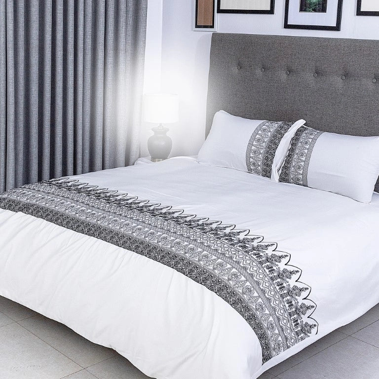 Duvet Cover Set With Egyptian Cotton Fitted Sheet- 400 TC (Gloria Hotel Design)