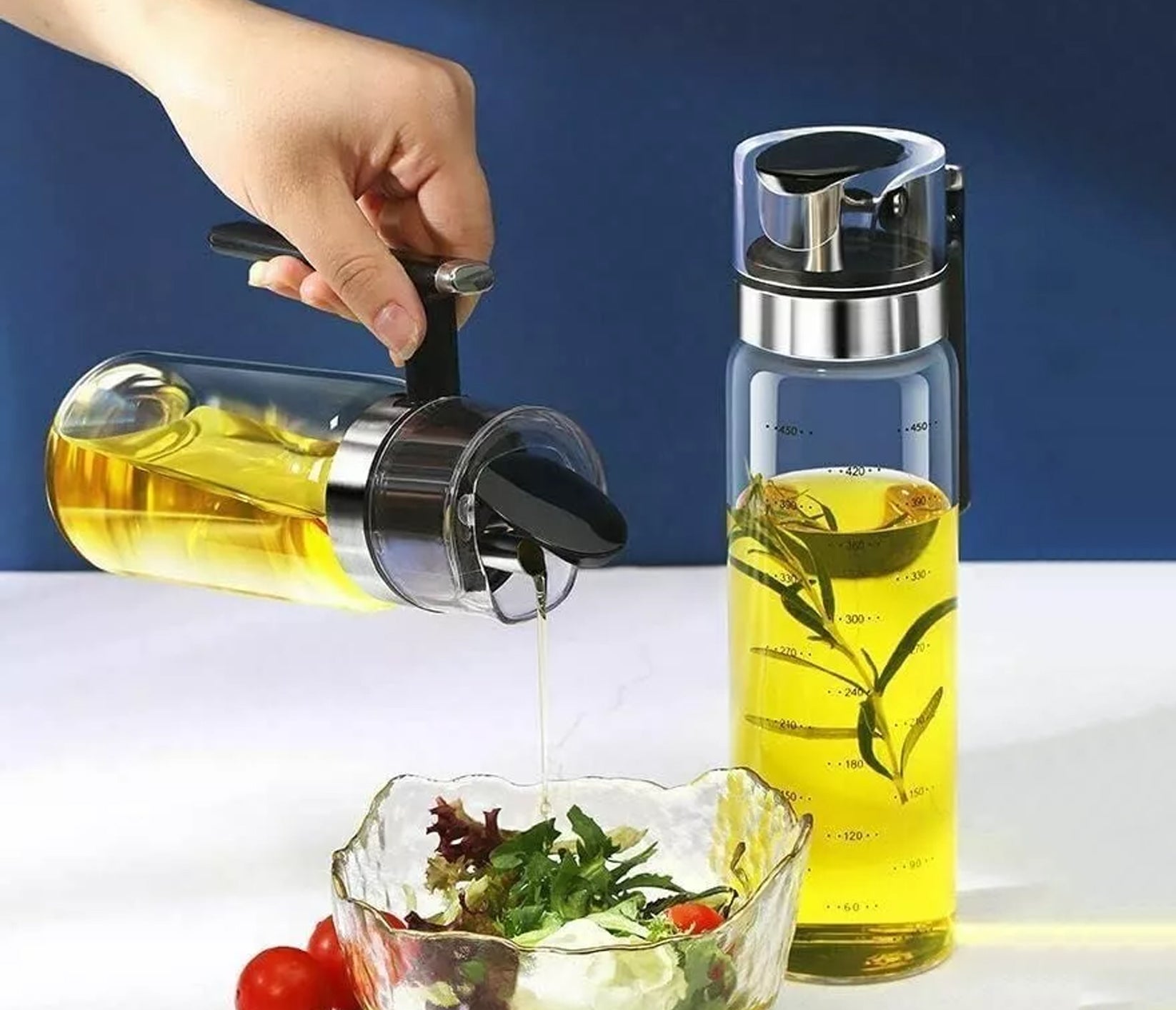 Glass Cooking Oil Dispenser With Automatic Open Cap Handle & Non-Drip Spout 500ml